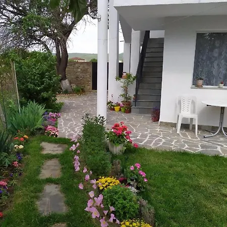 Casa de hóspedes Savovi