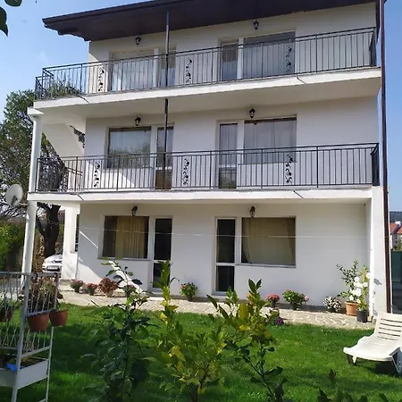 Savovi Casa de hóspedes *